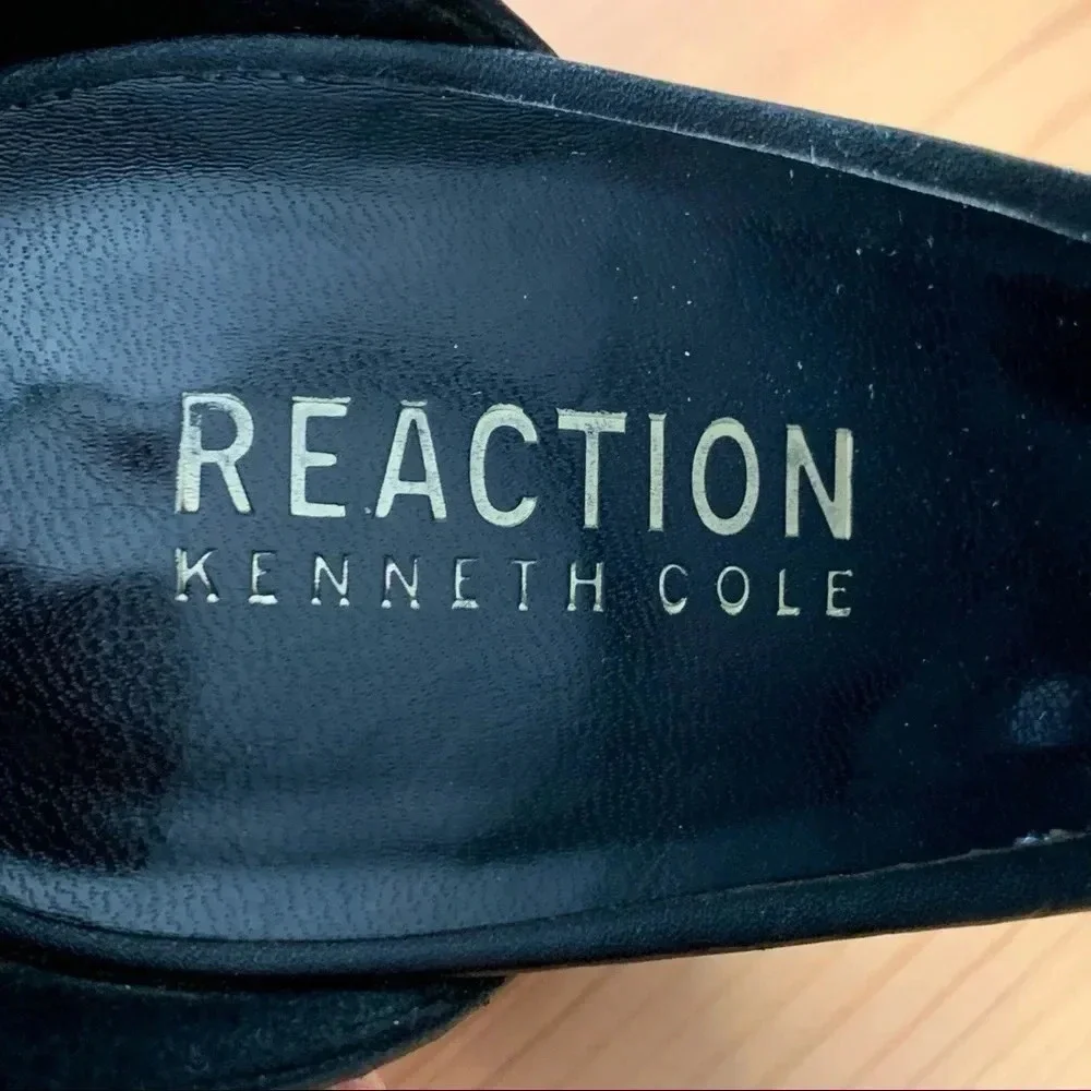 Kenneth Cole Reaction Lolita Embroidered Floral Block Heel Peep Toe Sandals